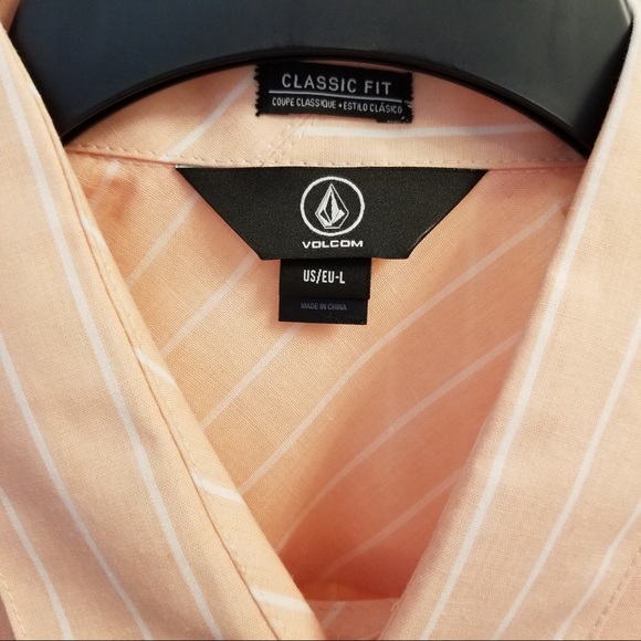 NWT Volcom shirt - Picture 2 of 5